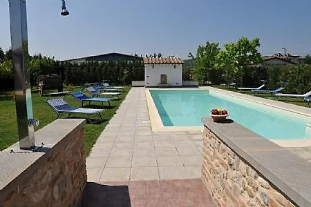 Sleeps 2 Pool Wifi * Citerna